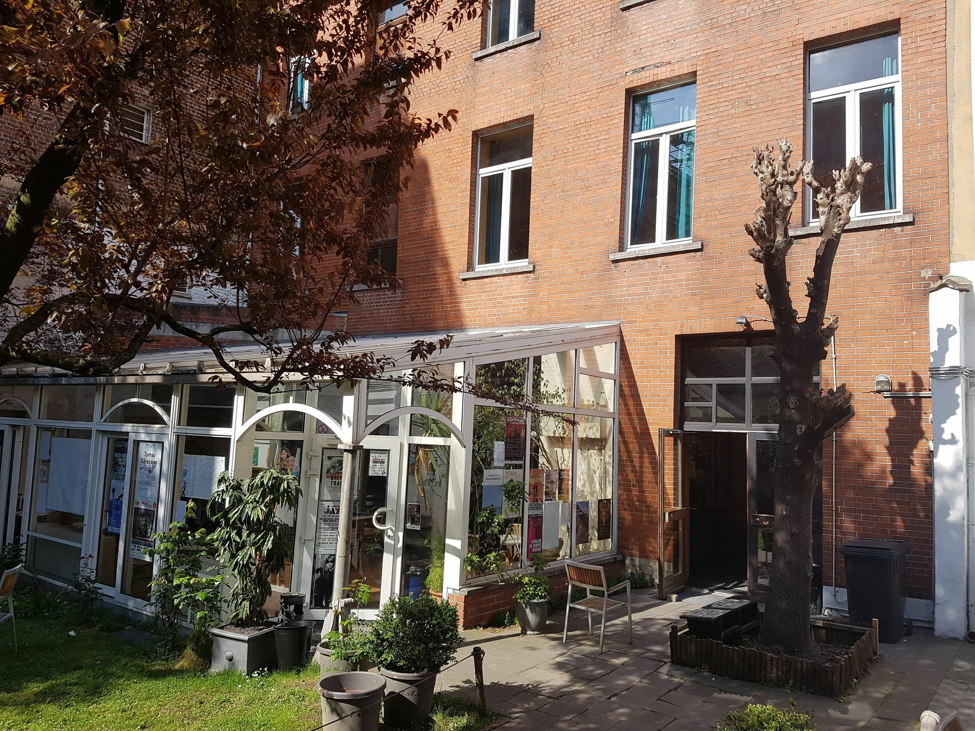 Van Gogh Youth Hostel City Centre Saint-Josse-ten-Noode Exteriör bild